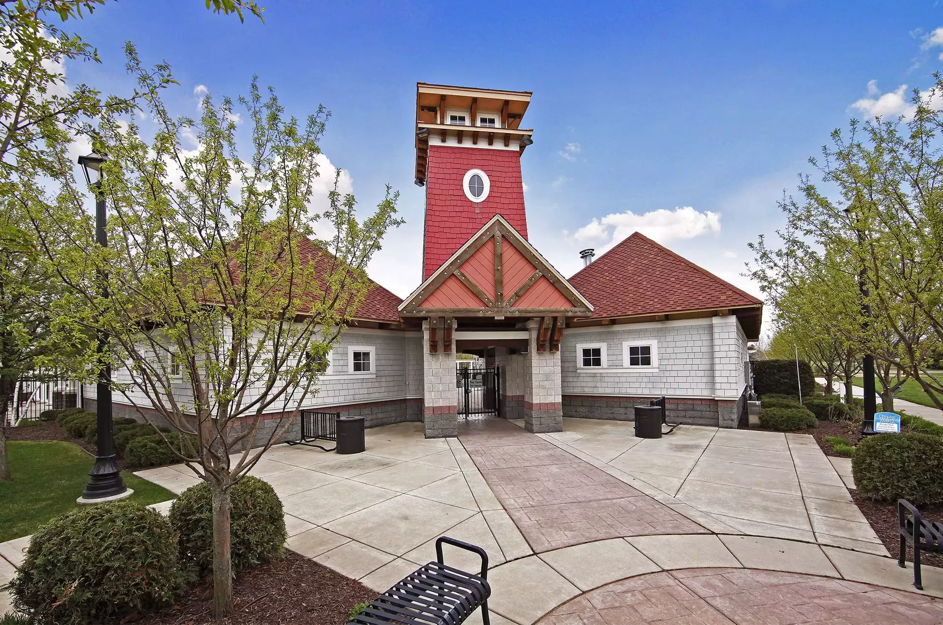 Woodbury Home For Sale Dancing Waters Clubhouse Entrance